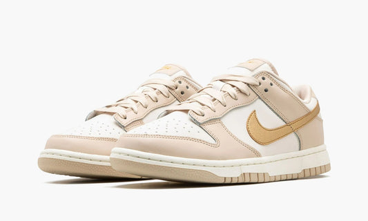 Dunk Low WMNS "Phantom Metallic Gold" - DX5930 001 | Grailshop