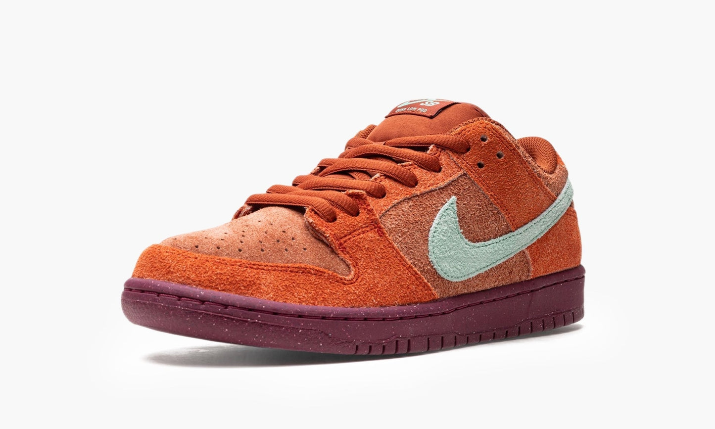 SB Dunk Low "Mystic Red Rosewood" - DV5429 601 | Grailshop