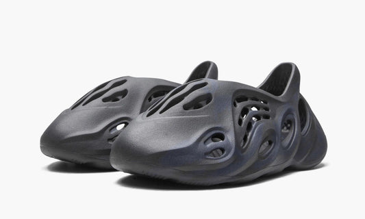 Yeezy Foam RNNR "Mineral Blue" - GV7903 | Grailshop