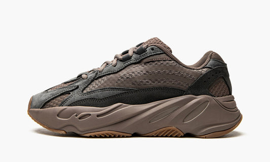 Yeezy Boost 700 V2 "Muave" - GZ0724 | Grailshop