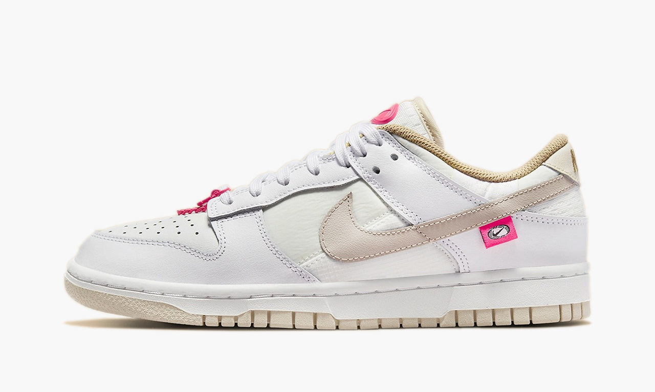 Nike Dunk Low WMNS "Pink Bling" - DX6060 121 | Grailshop