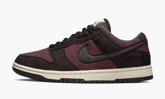 Nike Dunk Low SE WMNS "Fleece Pack Burgundy Crush" - DQ7579 600 | Grailshop