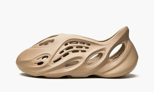 Adidas Yeezy Foam RNNR "Mist" - GV6774 | WAYOFF