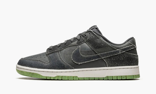 Nike Dunk Low PRM "Halloween 2022" - DQ7681 001 | Grailshop