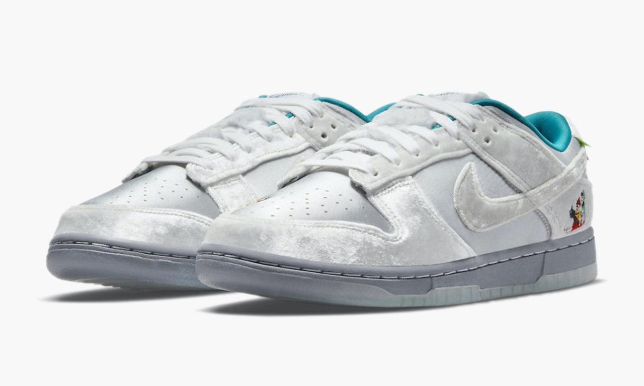 Nike Dunk Low WMNS "Ice" - DO2326 001 | WAYOFF