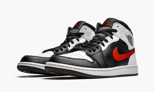 Nike air jordan black white red hotsell