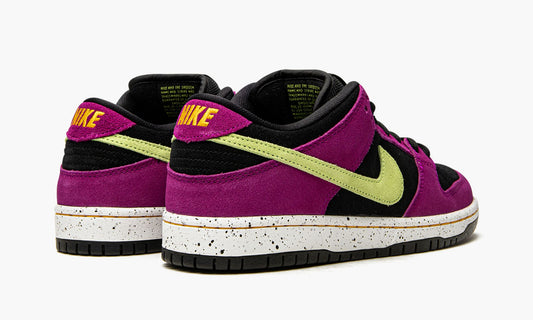 Dunk SB Low "ACG Terra - Red Plum" - BQ6817 501 | Grailshop