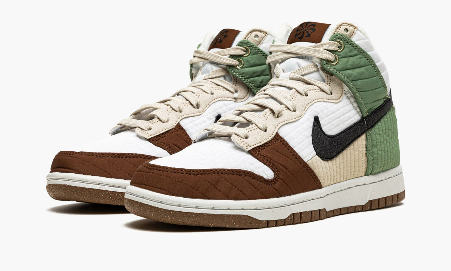 Dunk High LX “Toasty” - DN9909 100 | Grailshop