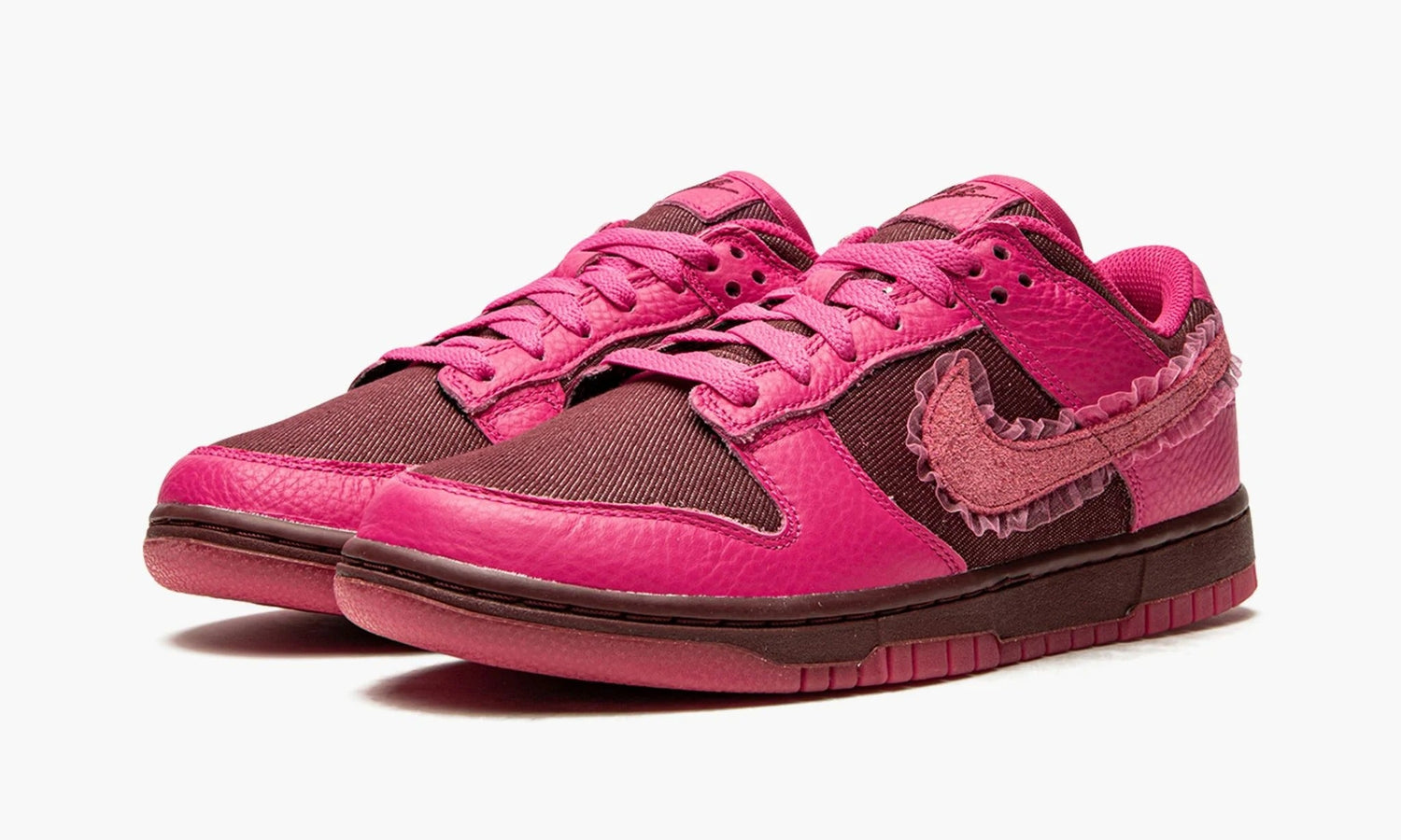 Nike dunk valentines day